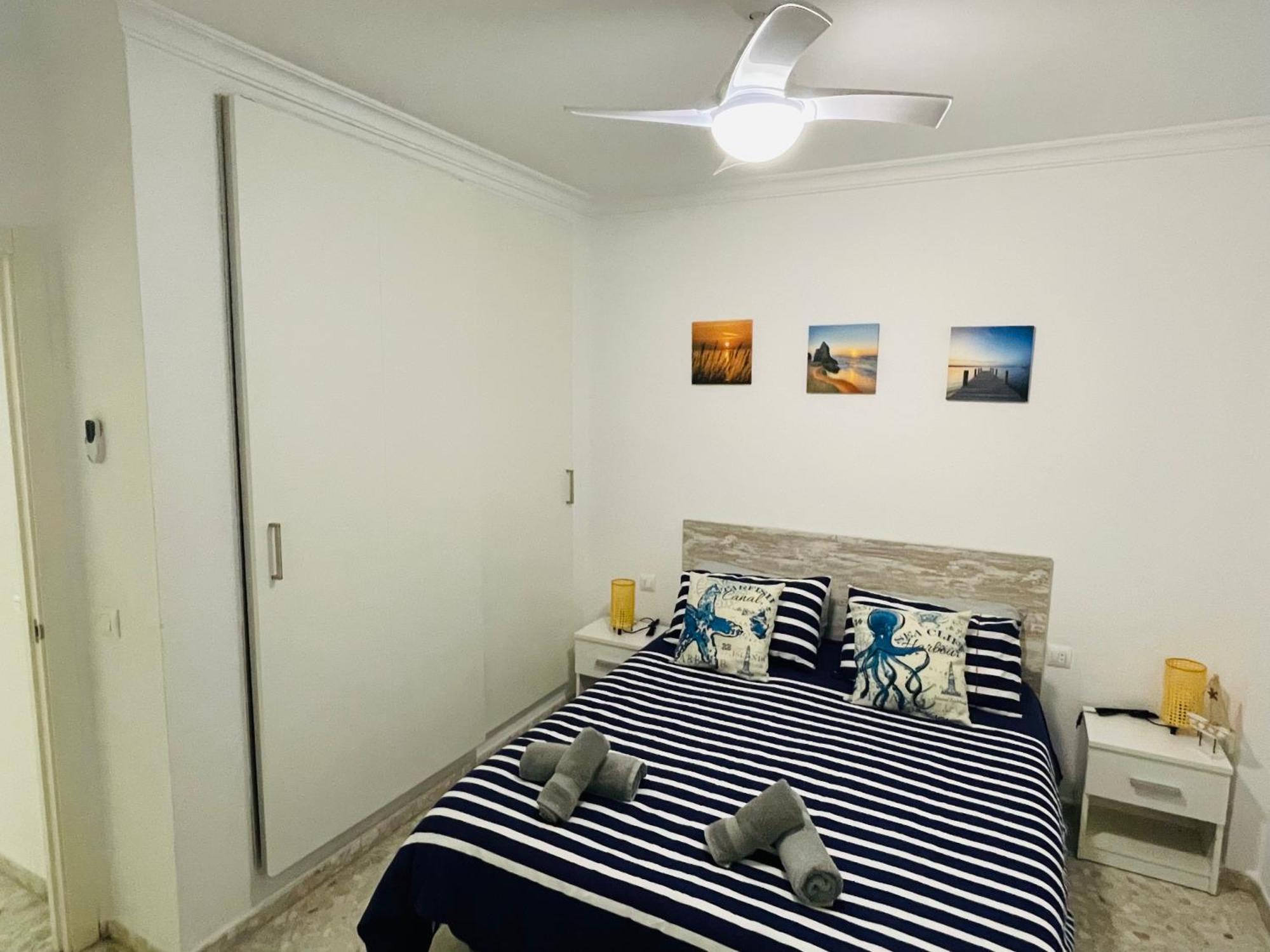 Apartamento Conil Playa & Centrico, Con Aire Acond Y Wifi -Solo Familias Y Parejas- コニル・デ・ラ・フロンテラ エクステリア 写真